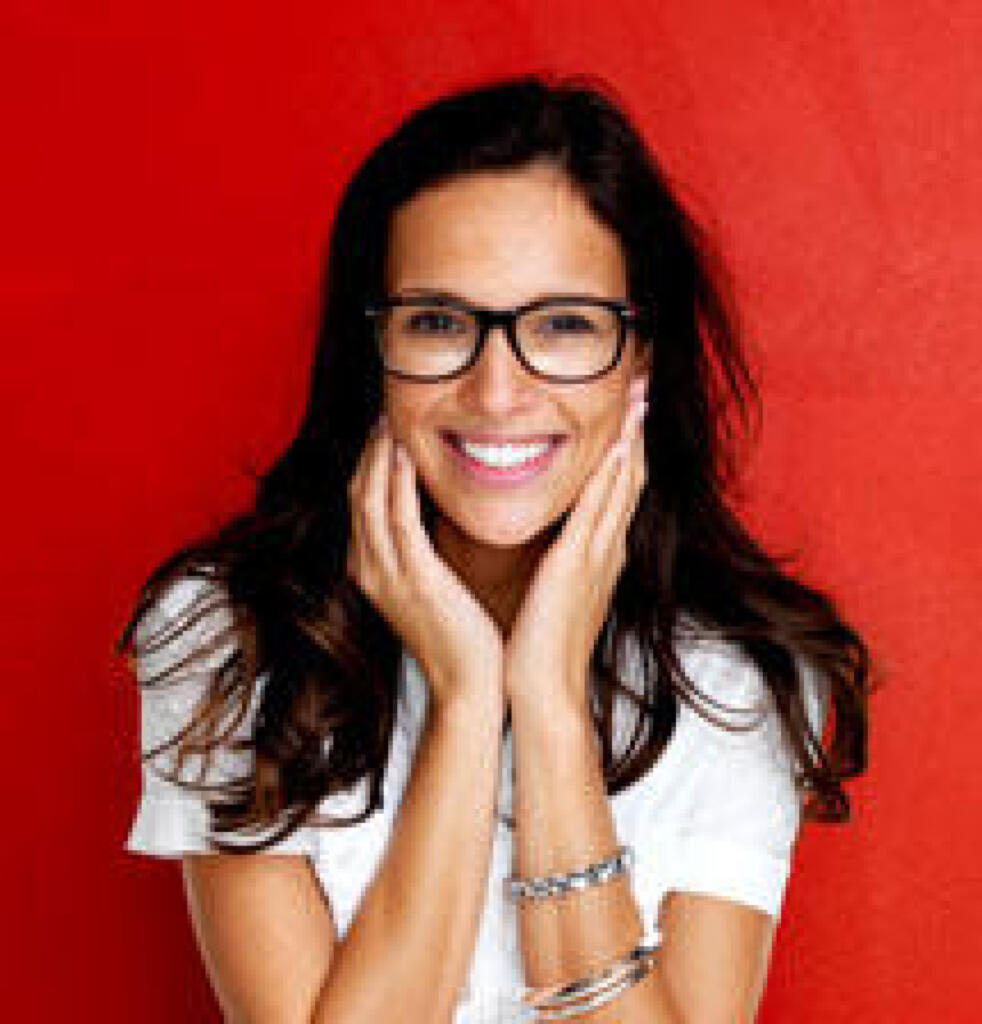 chica sonriendo frojo